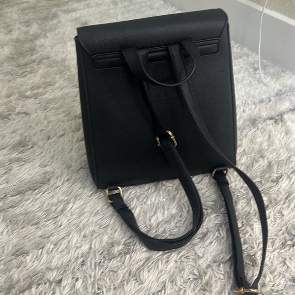 Elegant Black Backpack Bag - Picture 2 of 8